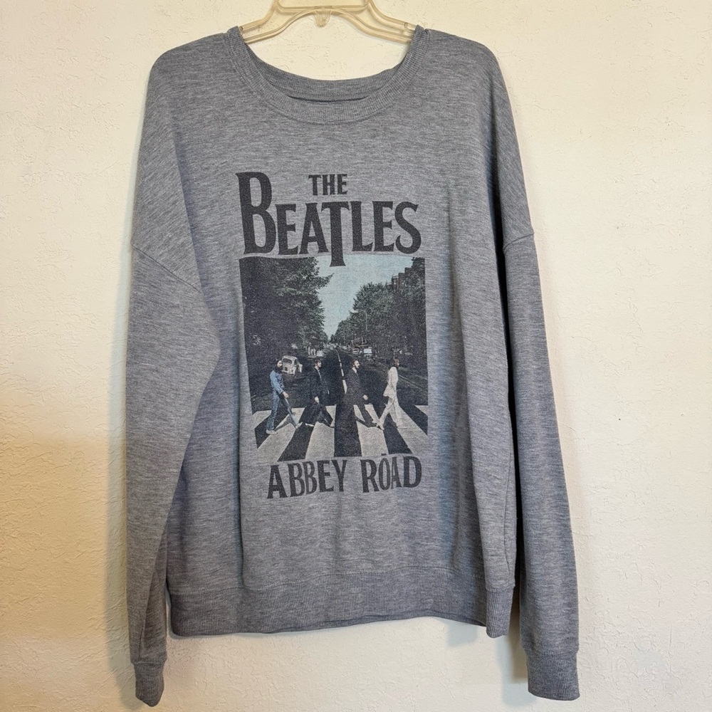 The Beatles Abbey Road Graphic Sweatshirt - Grey